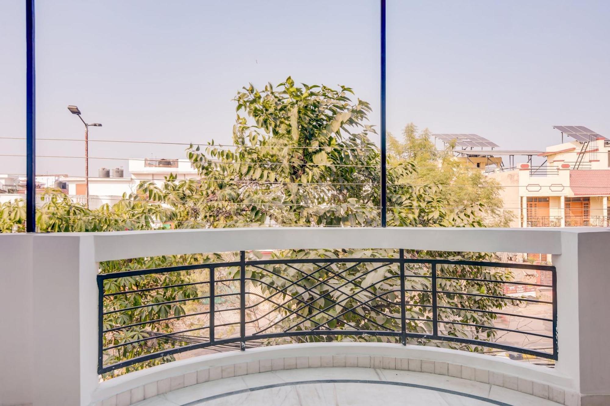 Hotel O Vimal Vatika Lakhnaú Exteriér fotografie