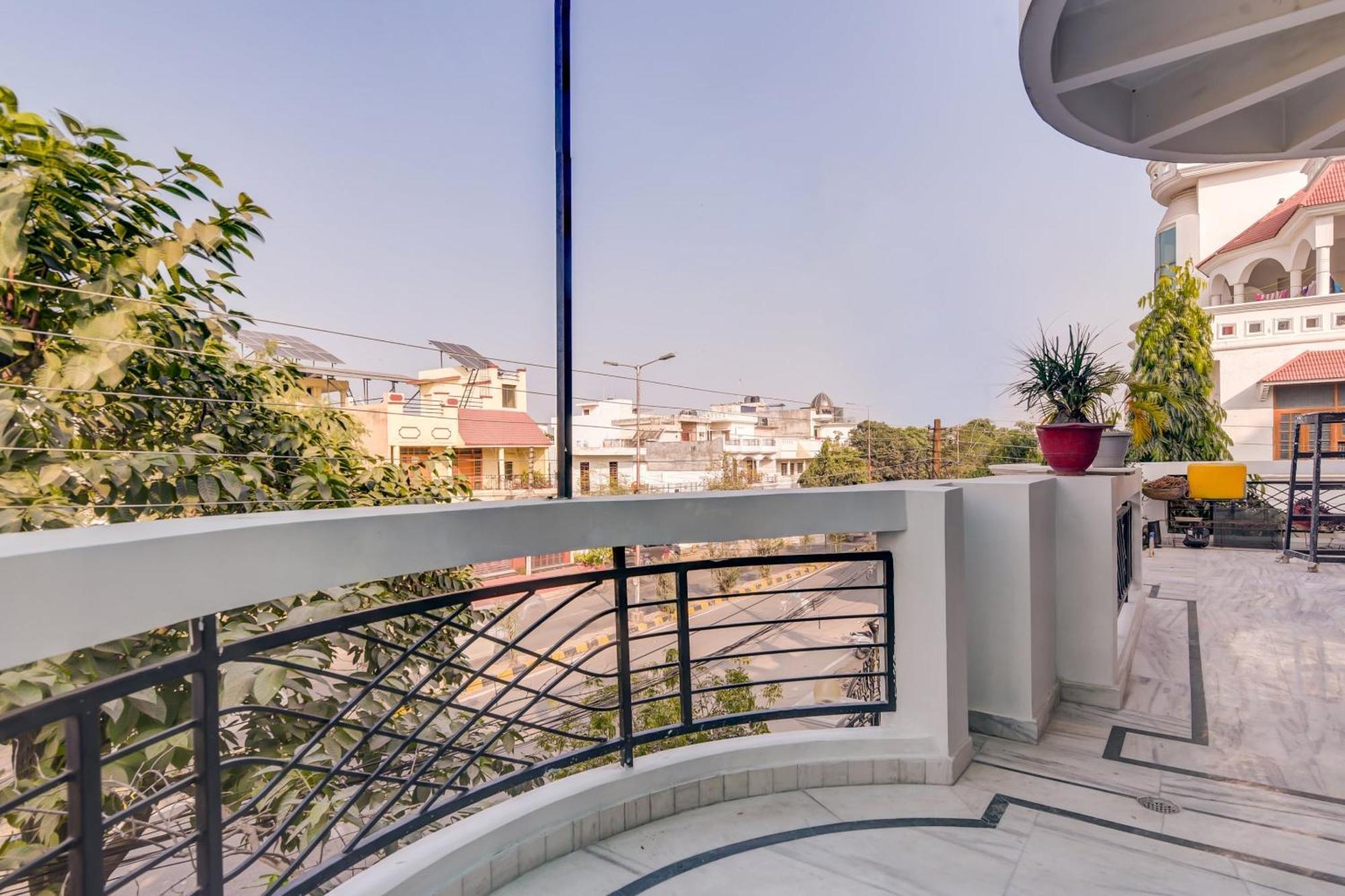 Hotel O Vimal Vatika Lakhnaú Exteriér fotografie
